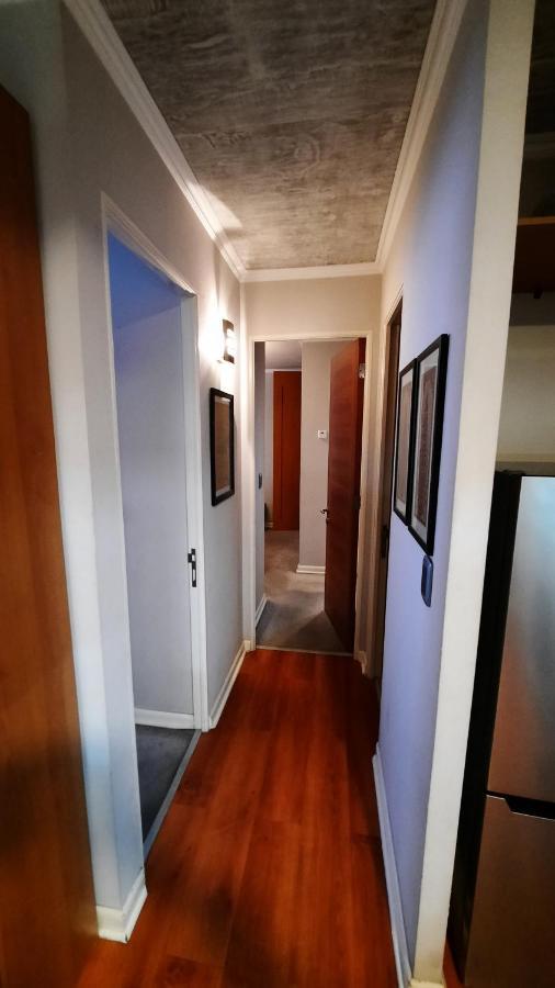 Comodo Y Moderno Apartamento En Las Condes 2dorm, 2banos, Open-kitchen Apartamento