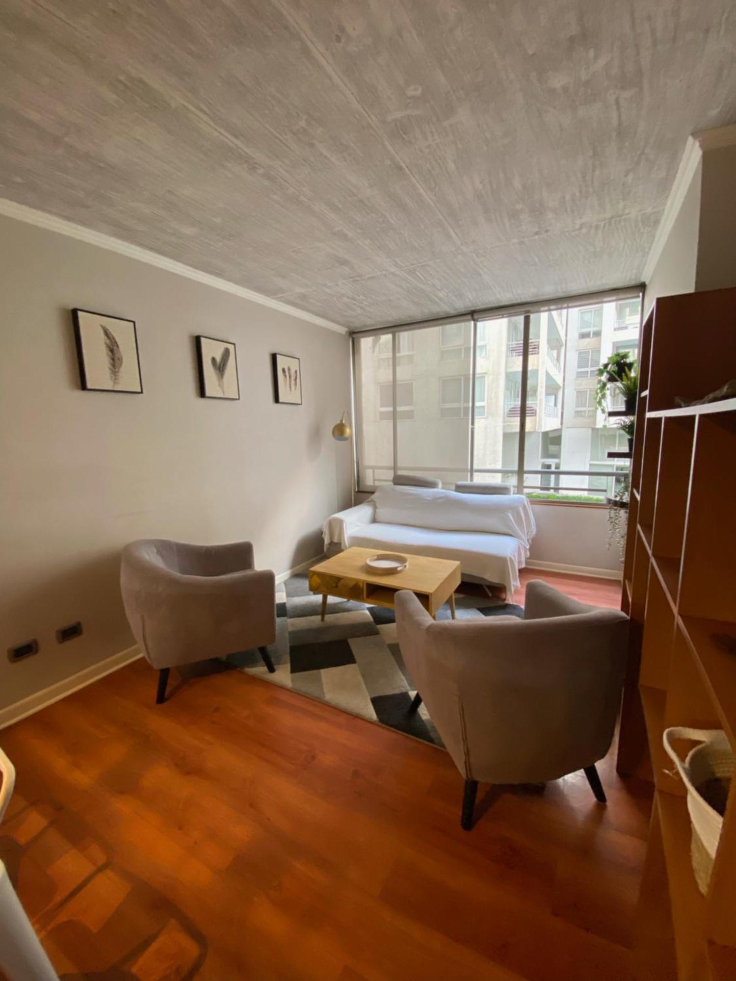 Comodo Y Moderno Apartamento En Las Condes 2dorm, 2banos, Open-kitchen Apartamento